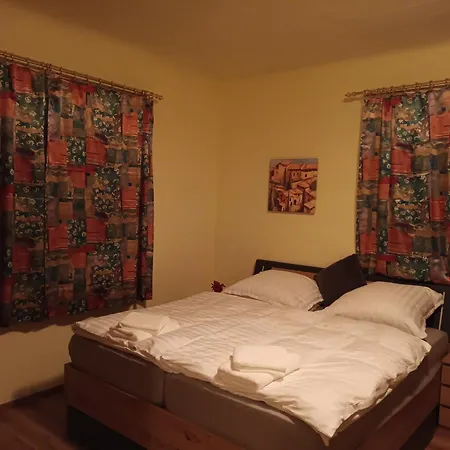 Kropfmoar Проживание в семье *